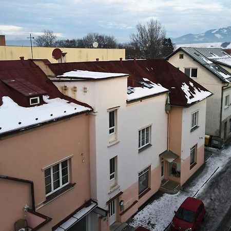 Apartman Lm Liptovský Mikuláš Dış mekan fotoğraf