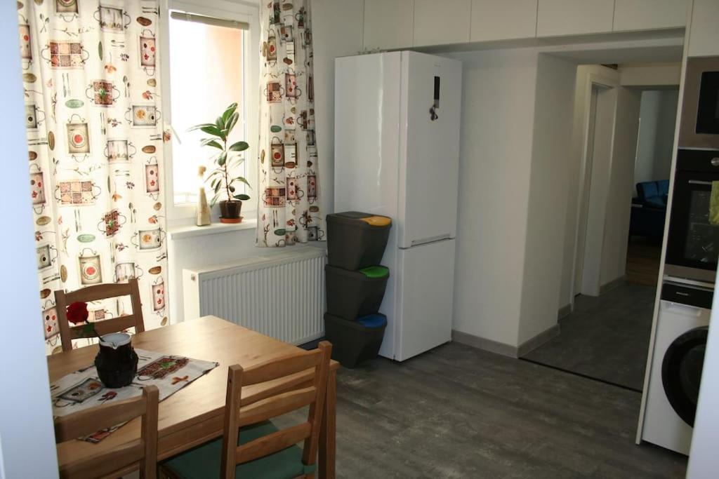 Apartman Lm Liptovský Mikuláš Dış mekan fotoğraf
