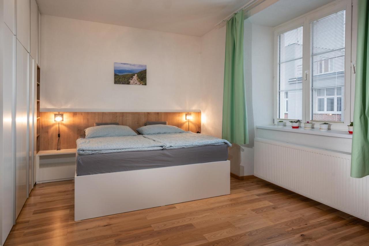 Apartman Lm Liptovský Mikuláš Dış mekan fotoğraf